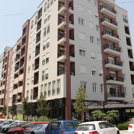 Lovely Apartment Tirana Exterior foto